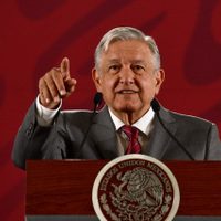 AMLO revisa personalmente la renegociación de contratos de gasoductos, afirma