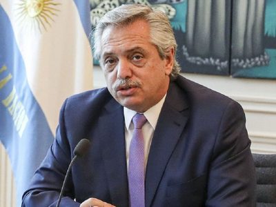 Alberto Fernández: “Es nuestra tarea construir una Argentina más justa, libre de violencias”