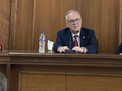 Alejandro Pérez Hualde afirmó que Cornejo deterioró la institucionalidad de Mendoza