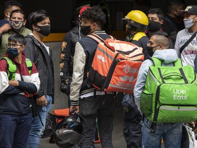 “Esto no ha acabado”: Repartidores sobre reforma que regulariza el trabajo en plataformas digitales