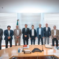 Gestiona gobernador de Tamaulipas, con Banobras, recursos para carreteras, puentes y Puerto del Nort