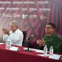 AMLO reconoce a la Sedena y la Semar por su apoyo tras el huracán “Agatha”