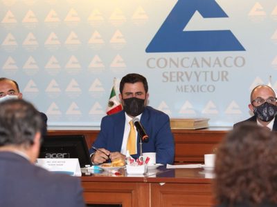 Economía reconoce como presidente de Concanaco-Servytur a Héctor Tejada Shaar
