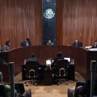 El TEPJF exonera a AMLO por críticas a la alianza PRI-PAN-PRD