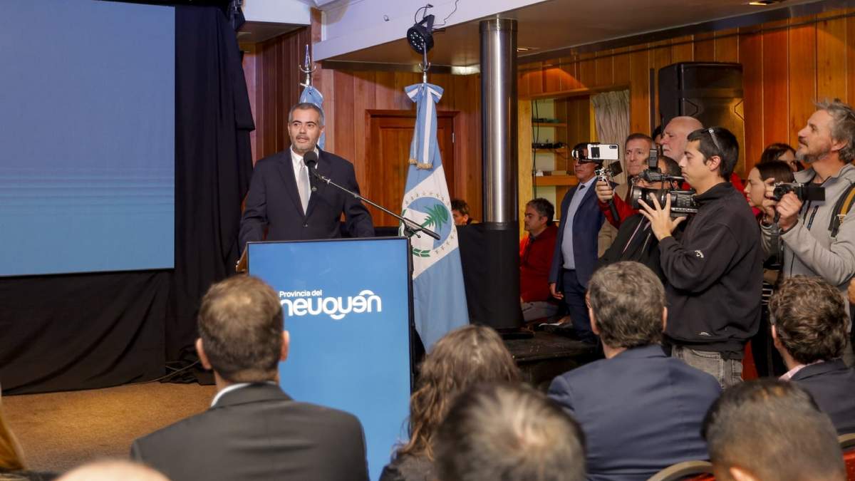 Capiet destacó el valor de su equipo de trabajo y la importancia de establecer vínculos interinstitucionales. Fuente: (Prensa Gobierno)