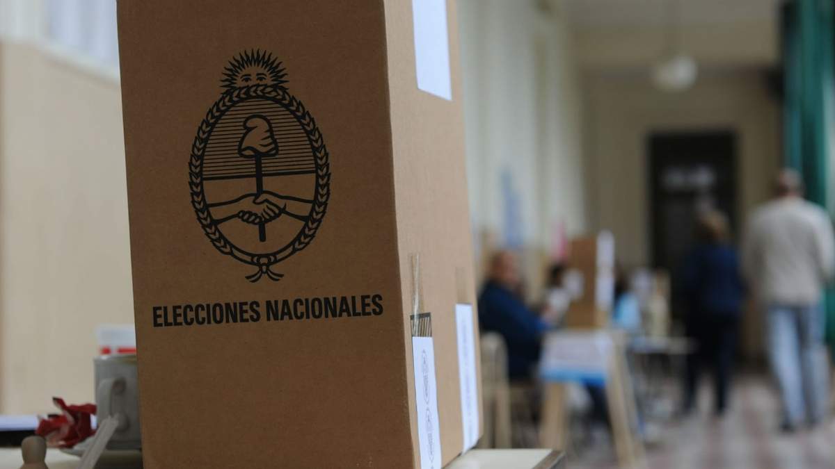 Algunos partidos políticos deberán aclarar su situación de cara a las elecciones 2023. Fuente: (Nuevos Papeles)