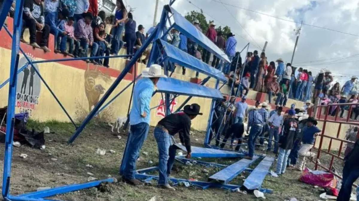 Gradas se desploman por exceso de peso