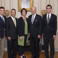 La exembajadora Roberta Jacobson se une al equipo de transición de Biden