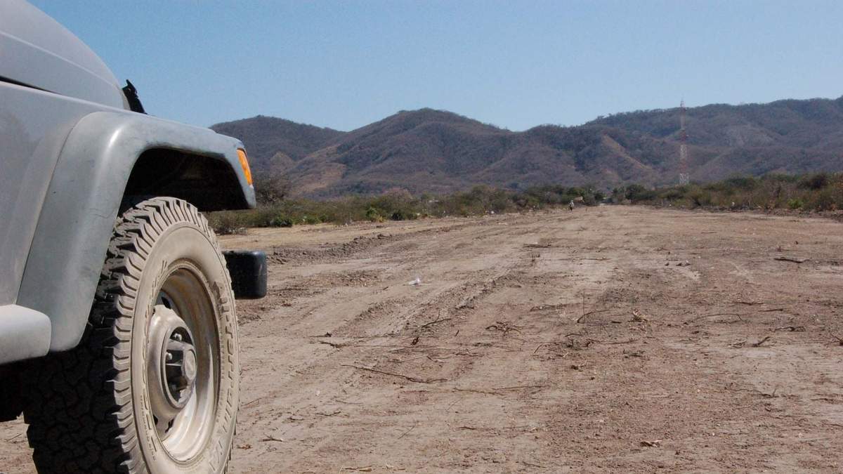 Pista de aterrizaje clandestina