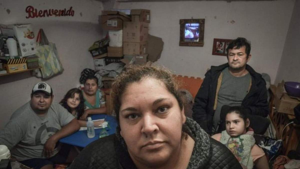 Ramona junto a su familia. Fuente: (La Garganta Poderosa)