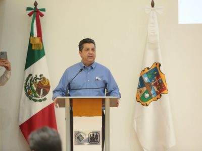 Familia de García Cabeza de Vaca tiene 28 propiedades en Estados Unidos y Tamaulipas: Santiago Nieto