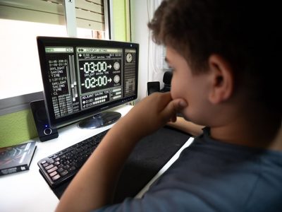 Un experto asegura que los niños son "especialmente vulnerables" a los cambios de hora
