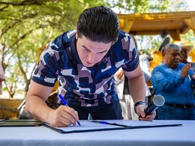 Samuel García reprocha la falta de ayuda a NL; “no mandan una chingada despensa”