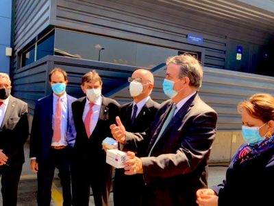 A fines de mayo estarán listas las vacunas AstraZeneca envasadas en México: Ebrard