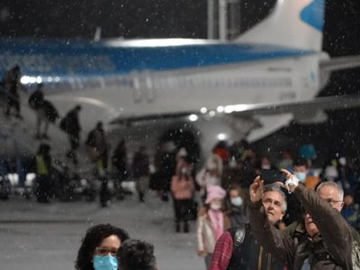Llegó al Aeropuerto Chapelco el primer vuelo procedente de Brasil