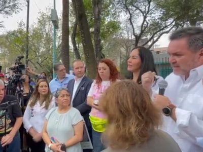 Candidatos de PAN-PRI-PRD hacen campaña con el agua contaminada en Benito Juárez