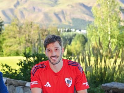 River: Matías Viña fue presentado como el tercer refuerzo