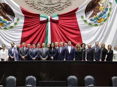 Legisladores de México y EU acuerdan intercambios para fortalecer la cooperacion bilateral