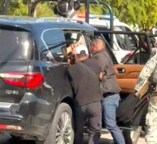 Momento de la detención del empresario Eduardo Albor Villanueva por fraude procesal, en Cancún