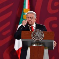 AMLO ordena a Semar abrir los archivos relacionados con la "Guerra Sucia"