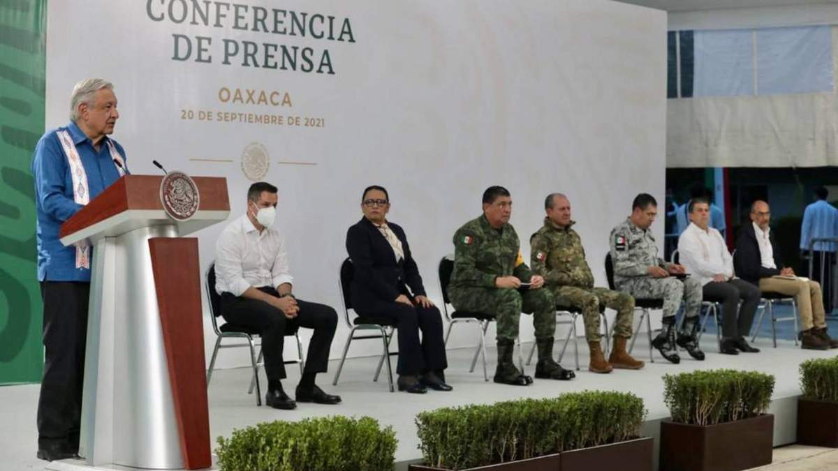 El presidente López Obrador en su visita a Oaxaca