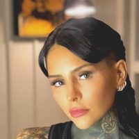 ¡Oiga señora! Candelaria Tinelli llegó a su casa y lo demostró así... ¡madre mía!