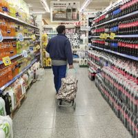 Las empresas de supermercados que se suman a congelar precios y promover ofertas