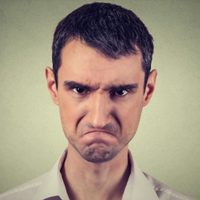 ¡Nada les viene bien! Estos son los signos más "quejosos" según el horóscopo