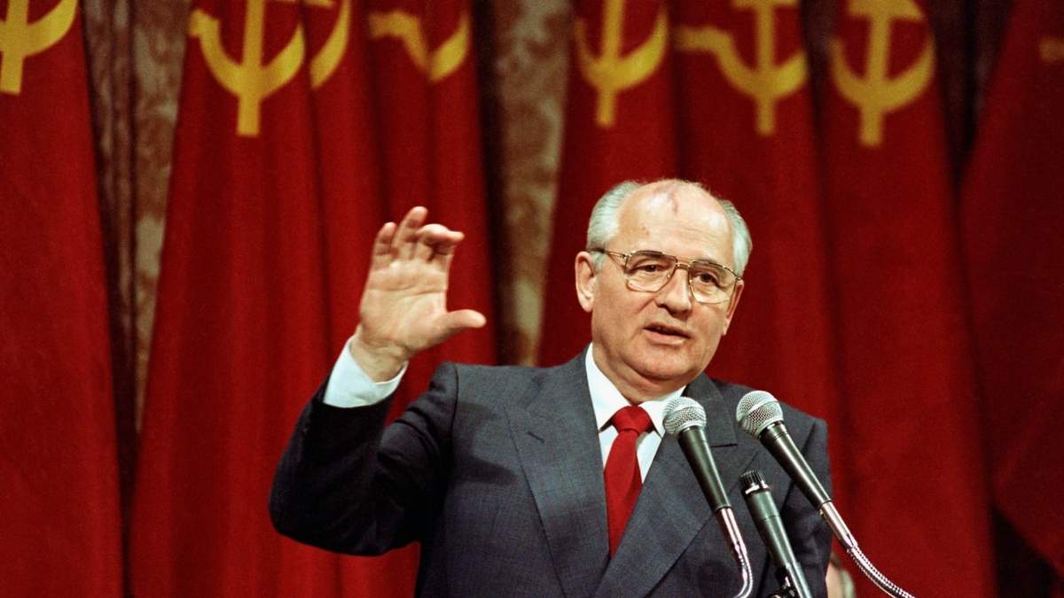 Mijail Gorbachov en enero de 1990