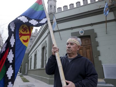 Comunidades Mapuches conmemoraron los 31 años de la incorporación de sus derechos frente a Casa de Gobierno