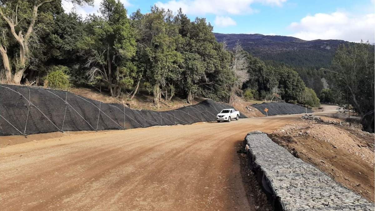 Ruta 65, acceso a Villa Traful. Fuente: (Facebook)