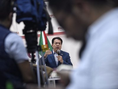 “Es temporada de buitres”: Mario Delgado deslindó así a García Harfuch del caso Ayotzinapa