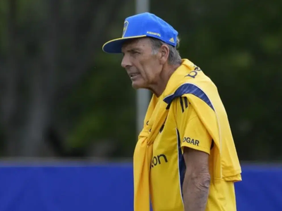Gran preocupación: Russo sigue sin conducir las prácticas en Boca y podría no viajar a Rosario