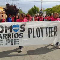 Somos Barrios de Pie marchó a la Municipalidad de Plottier: reclaman insumos para comedores