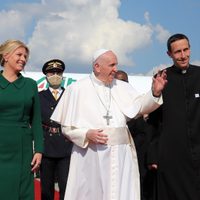 El Papa se despide de Eslovaquia, pide a los fieles una fe que les convierta en solidarios