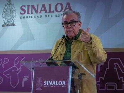 Rubén Rocha se desmarca de acusaciones vertidas por exagente de investigación ejecutado