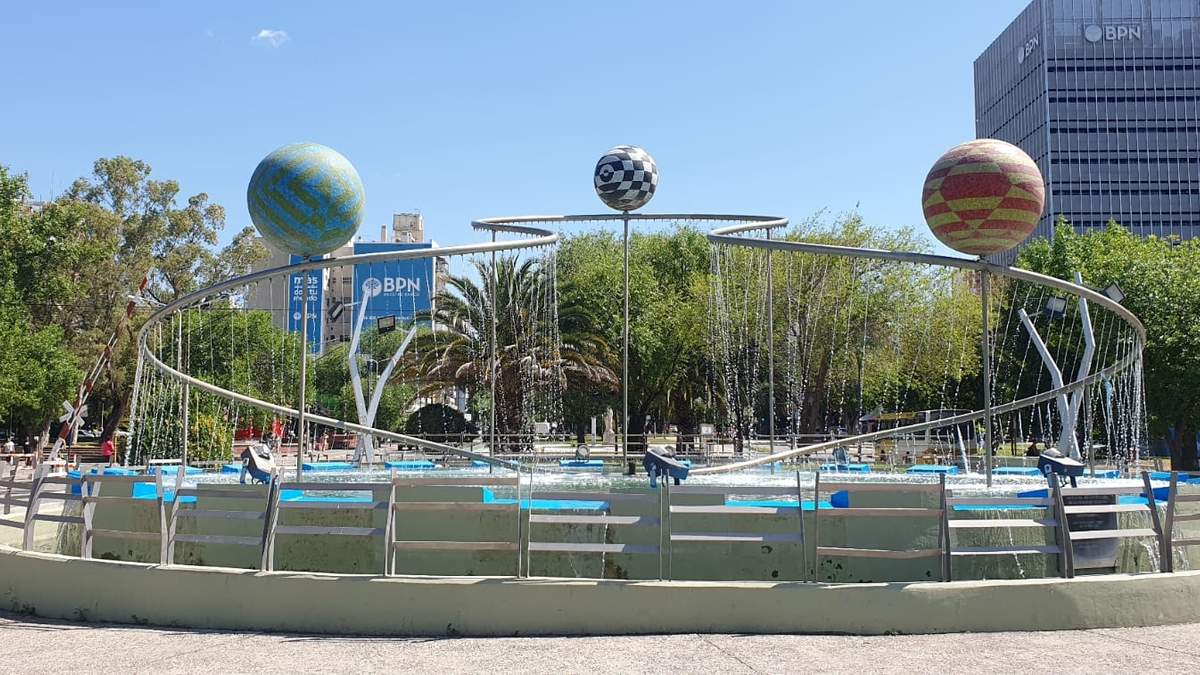 Sol radiante y calor en la ciudad de Neuquén. Fuente: (Javier Manzano)