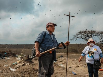 México rebasa las 5 mil 600 fosas clandestinas