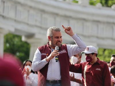 Tras sanción, Ramírez Bedolla arremete contra el Instituto Electoral de Michoacán: "es retrógrada"