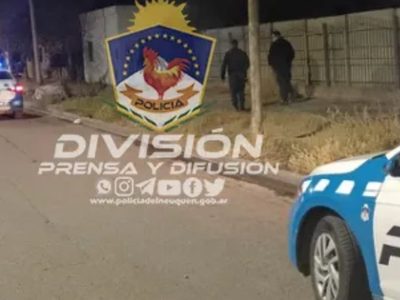 Lo encontraron en el patio, quiso escapar por los techos, pero fue demorado por la policía