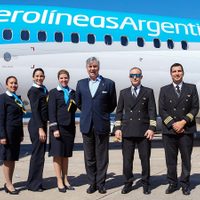 Aerolíneas Argentinas suspendió a casi 8 mil trabajadores