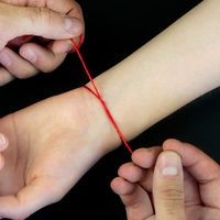 Rituales poderosos y caseros: 6 amuletos que debés tener para proteger tu energía y atraer la buena suerte