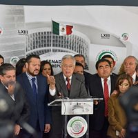 Por 72 votos a favor y vía "fast track", Senado aprueba la Ley Televisa Döring