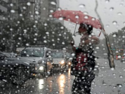 Alerta naranja por tormentas en 9 provincias: qué recomendaciones tener en cuenta para mantenerse seguro