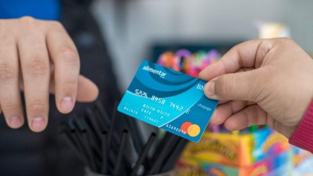 El Gobierno ampliaría el beneficio de la Tarjeta Alimentar. Fuente: (Twitter)