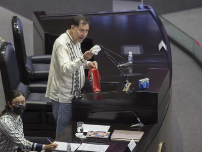 Gerardo Fernández Noroña da positivo a covid-19 por segunda ocasión