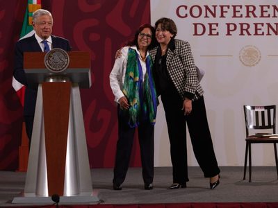 Leticia Ramírez sustituirá a Delfina Gómez como titular de la SEP: AMLO