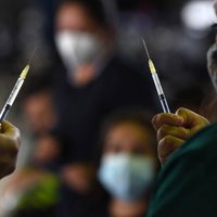 Se registran 986 defunciones de covid-19, la cifra más alta para un día en la tercera ola