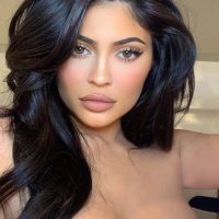 ¡Atrevida! Kylie Jenner insultó terriblemente a su madre durante una cena familiar ¿Era necesario?