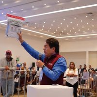 Así es el escrutinio de las boletas de la encuesta de Morena (Video)
